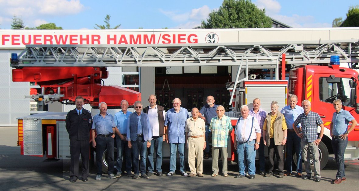 Gruppenbild Altersabteilung Feuerwehr Hamm (Sieg)