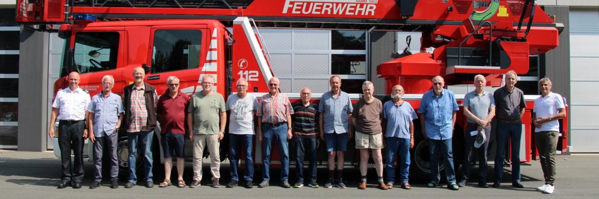 Gruppenbild Altersabteilung Feuerwehr Hamm (Sieg)